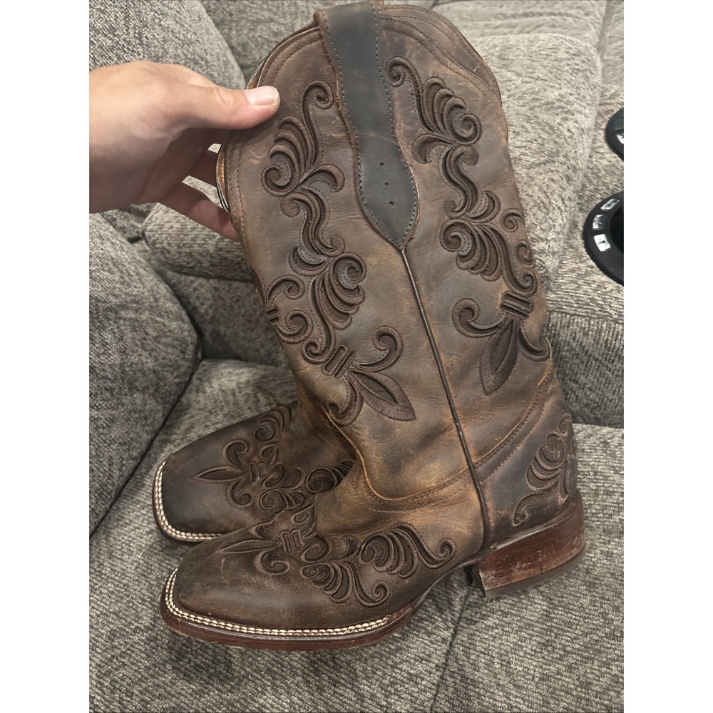 8 Segundos Cowboy Boots Size 8